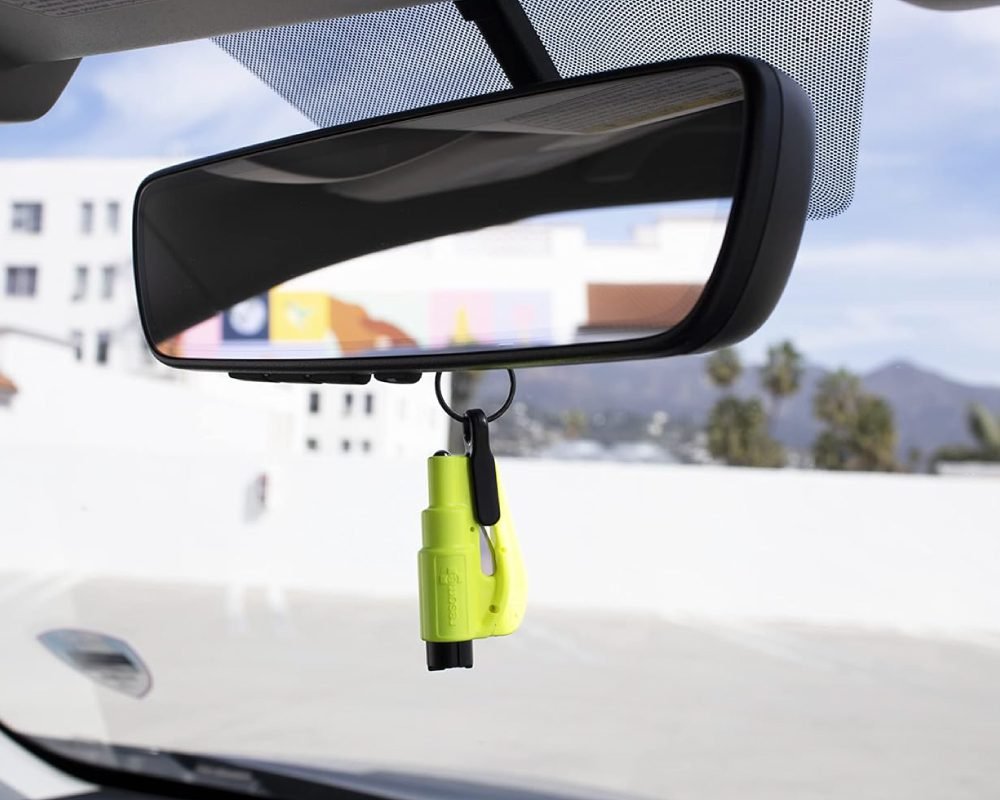 Keychain Car Escape Tool